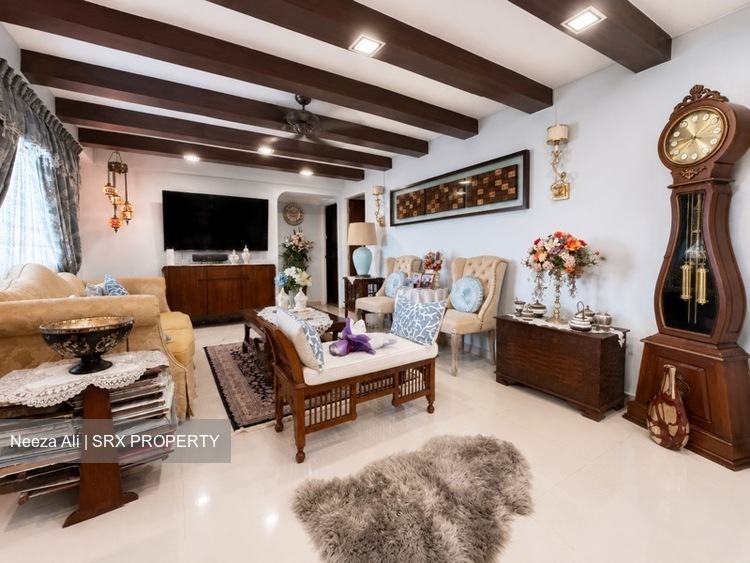 Tampines Street 42 (Tampines), HDB Executive #558510531